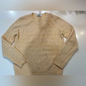 Saks fifth avenue 100% Cashmere 
Size small